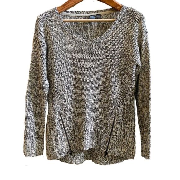 $5 add on item,Quinn Heather Grey Front Zip detail Knit sweater - Picture 4 of 12